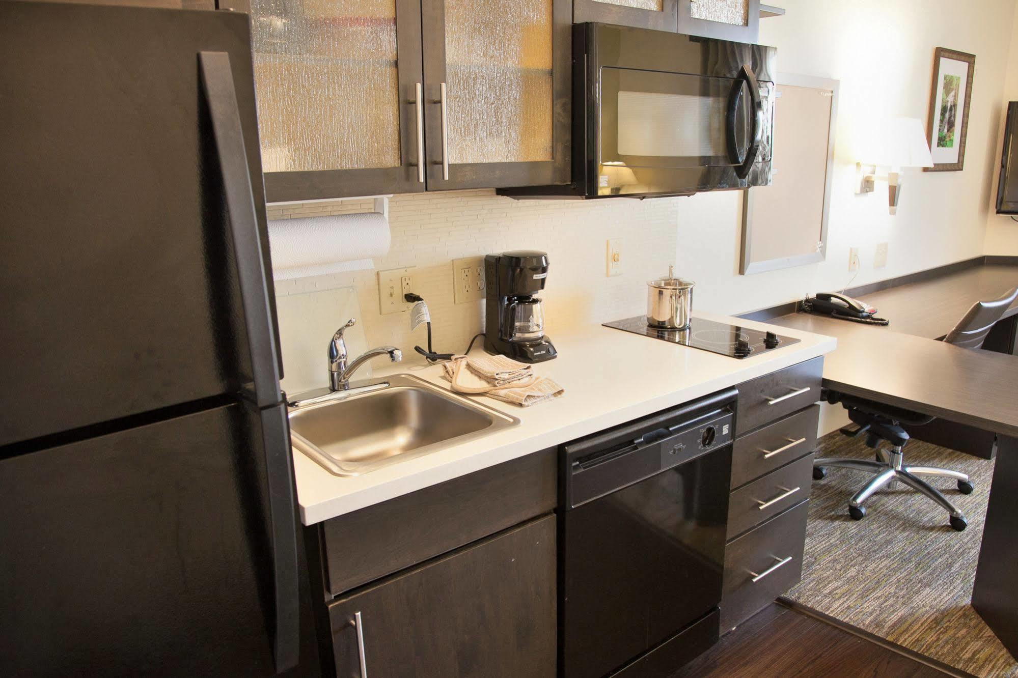 Candlewood Suites Alexandria By Ihg Zewnętrze zdjęcie